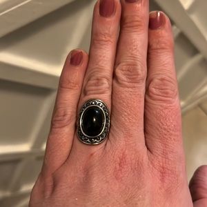 Black onyx vintage ring with dark stones